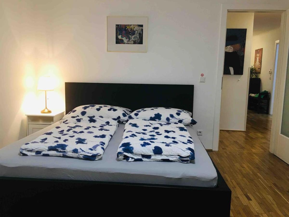 NEAR CITY CENTER TOP LOCATION - FEEL THE KLIMT No2 近维也纳市中心总火车站顶级位置温馨公寓 - 感受克林姆2号 Ngoại thất bức ảnh