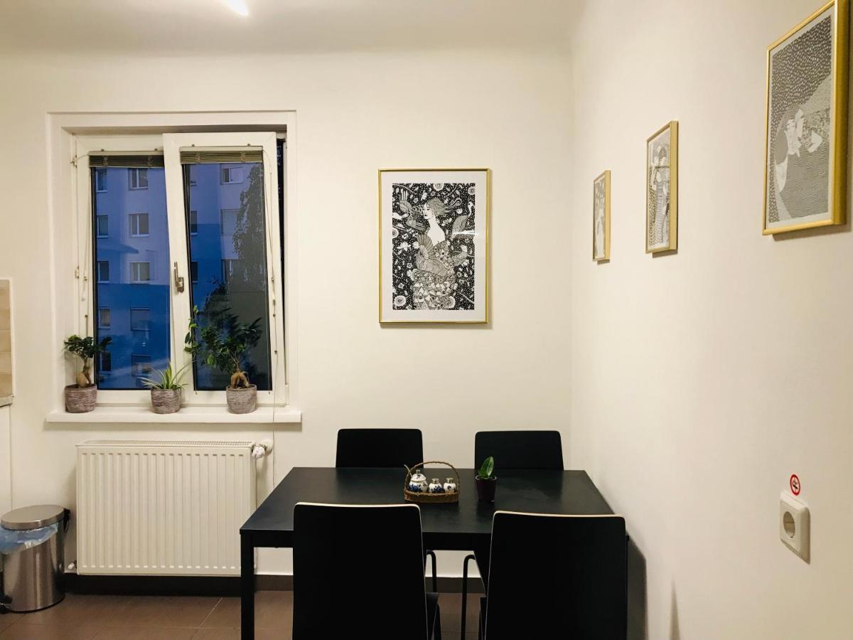 NEAR CITY CENTER TOP LOCATION - FEEL THE KLIMT No2 近维也纳市中心总火车站顶级位置温馨公寓 - 感受克林姆2号 Ngoại thất bức ảnh