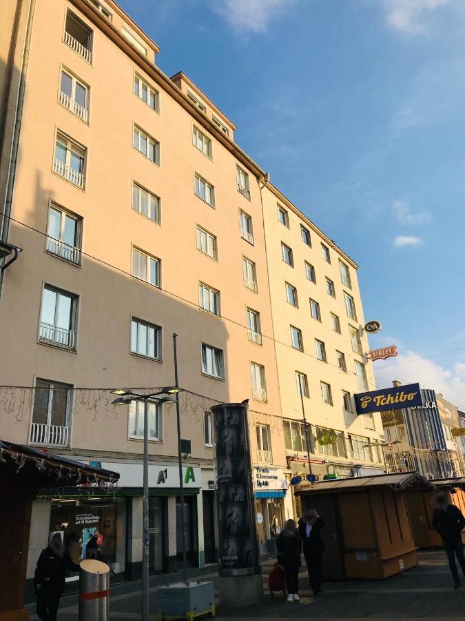 NEAR CITY CENTER TOP LOCATION - FEEL THE KLIMT No2 近维也纳市中心总火车站顶级位置温馨公寓 - 感受克林姆2号 Ngoại thất bức ảnh