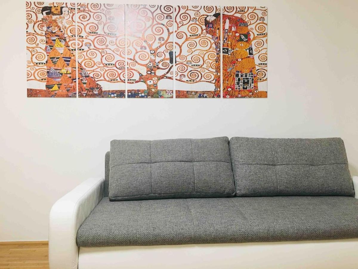 NEAR CITY CENTER TOP LOCATION - FEEL THE KLIMT No2 近维也纳市中心总火车站顶级位置温馨公寓 - 感受克林姆2号 Ngoại thất bức ảnh