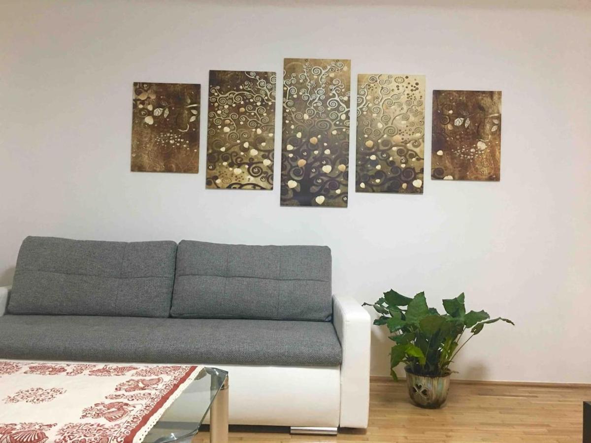 NEAR CITY CENTER TOP LOCATION - FEEL THE KLIMT No2 近维也纳市中心总火车站顶级位置温馨公寓 - 感受克林姆2号 Ngoại thất bức ảnh