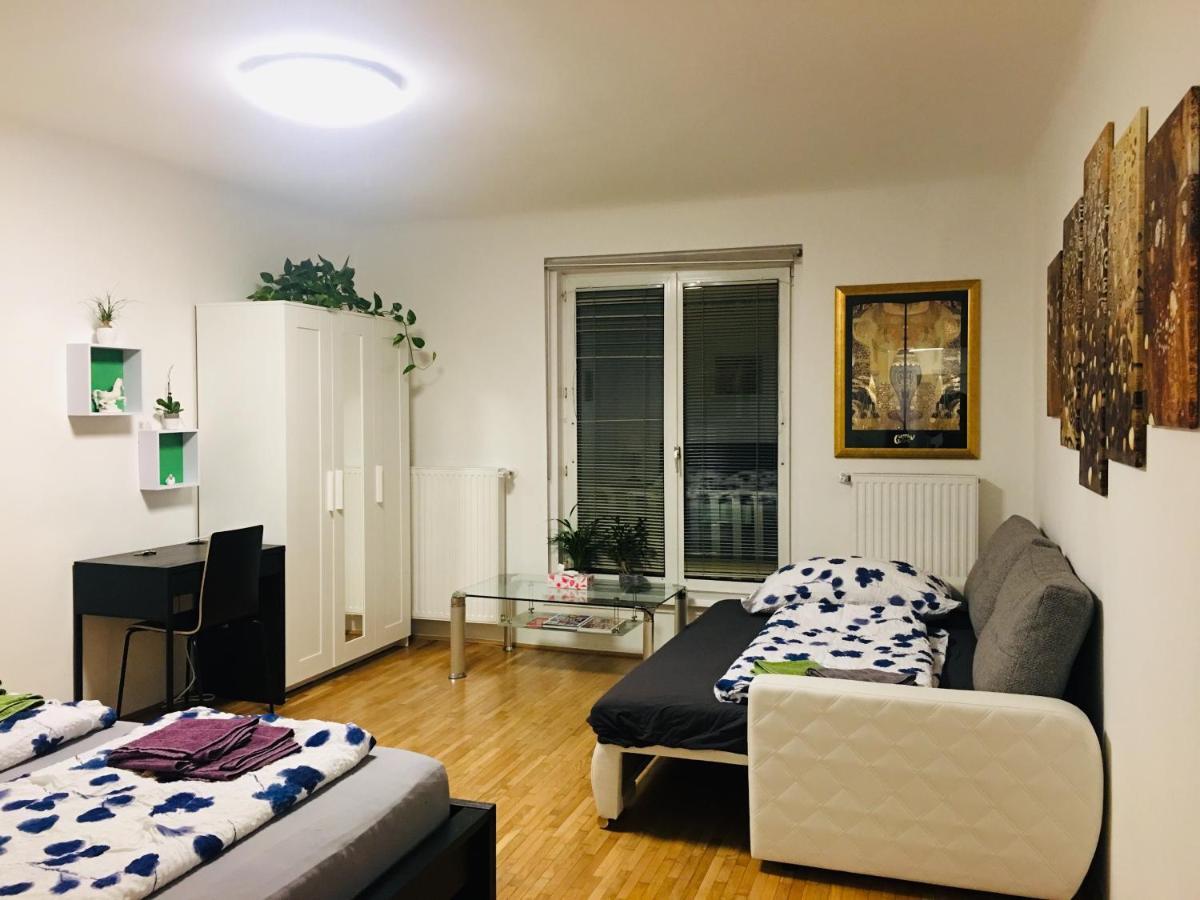 NEAR CITY CENTER TOP LOCATION - FEEL THE KLIMT No2 近维也纳市中心总火车站顶级位置温馨公寓 - 感受克林姆2号 Ngoại thất bức ảnh