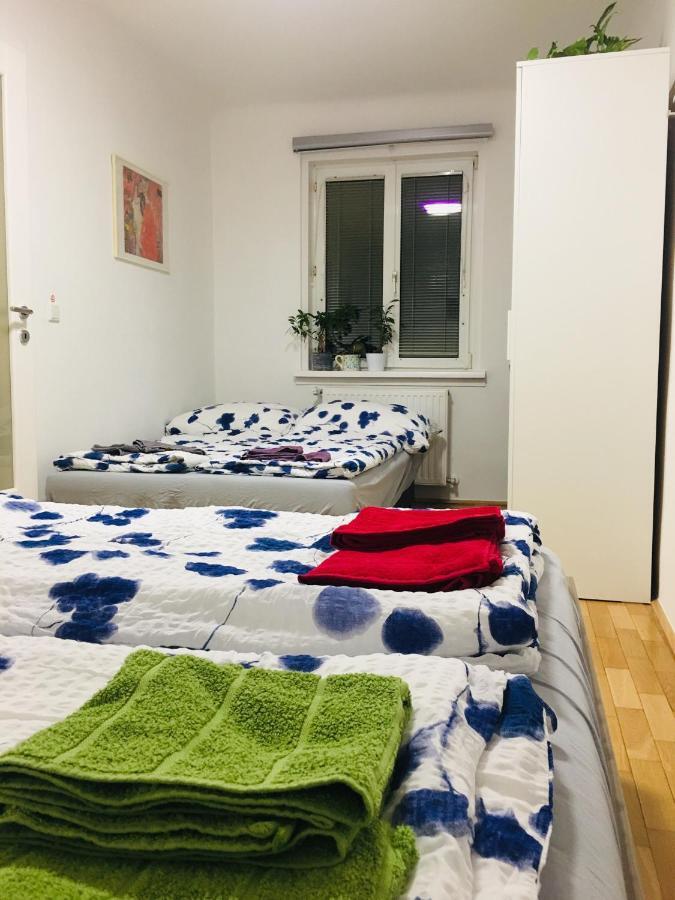 NEAR CITY CENTER TOP LOCATION - FEEL THE KLIMT No2 近维也纳市中心总火车站顶级位置温馨公寓 - 感受克林姆2号 Ngoại thất bức ảnh