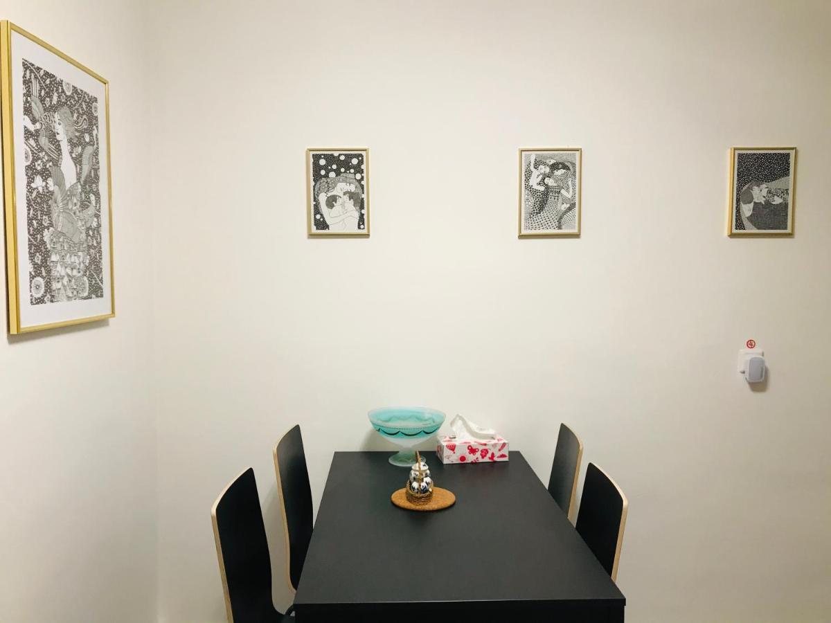 NEAR CITY CENTER TOP LOCATION - FEEL THE KLIMT No2 近维也纳市中心总火车站顶级位置温馨公寓 - 感受克林姆2号 Ngoại thất bức ảnh