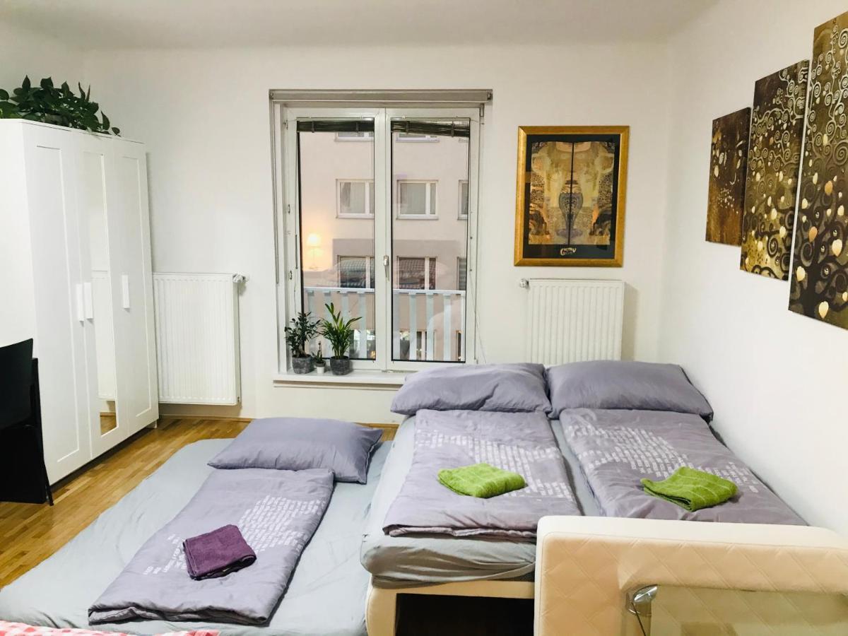 NEAR CITY CENTER TOP LOCATION - FEEL THE KLIMT No2 近维也纳市中心总火车站顶级位置温馨公寓 - 感受克林姆2号 Ngoại thất bức ảnh