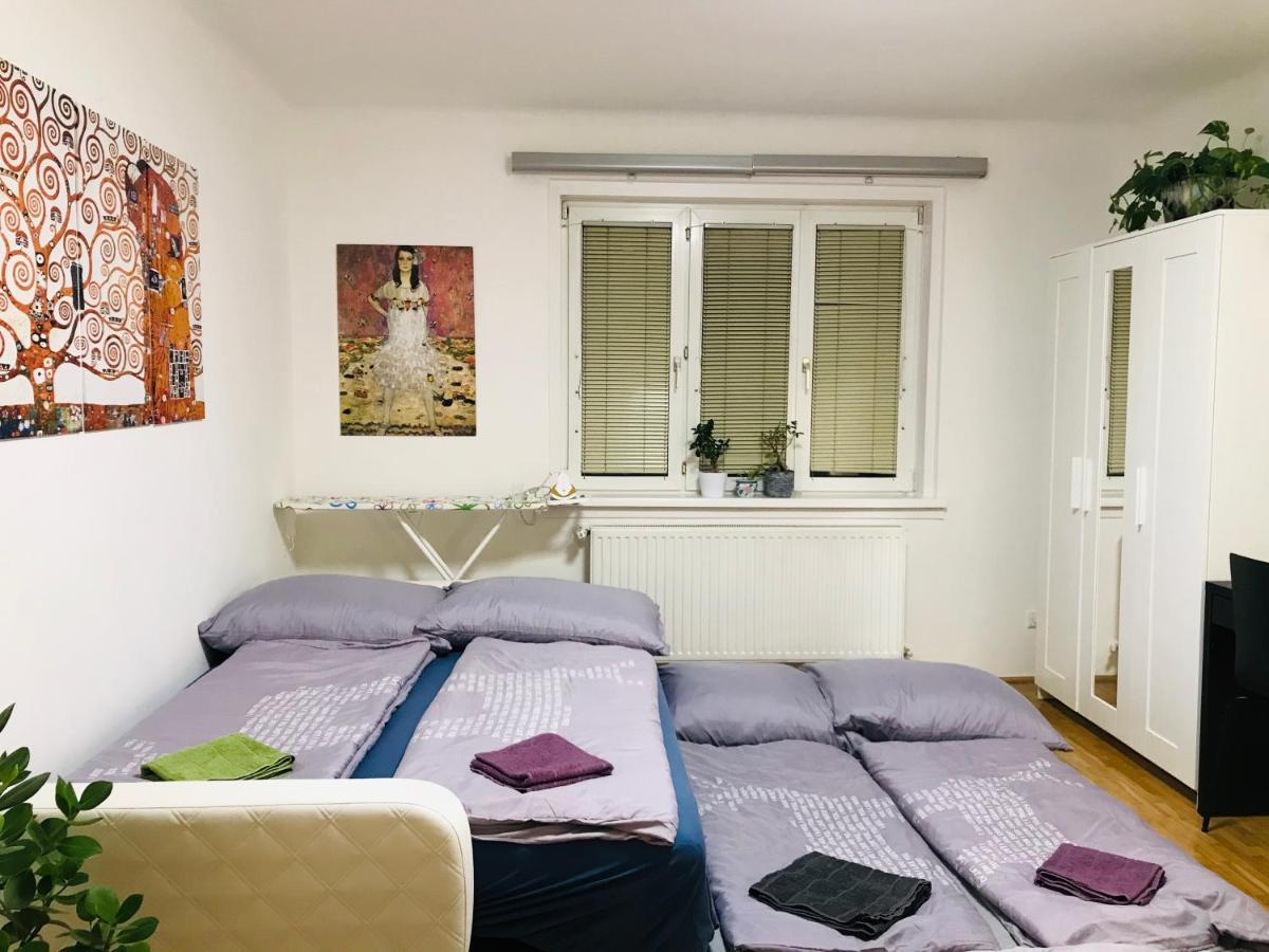NEAR CITY CENTER TOP LOCATION - FEEL THE KLIMT No2 近维也纳市中心总火车站顶级位置温馨公寓 - 感受克林姆2号 Ngoại thất bức ảnh